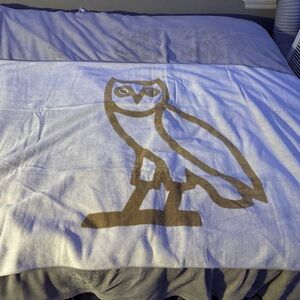 OVO- Double Sided White/gold Towel. (Brand New) With Tags